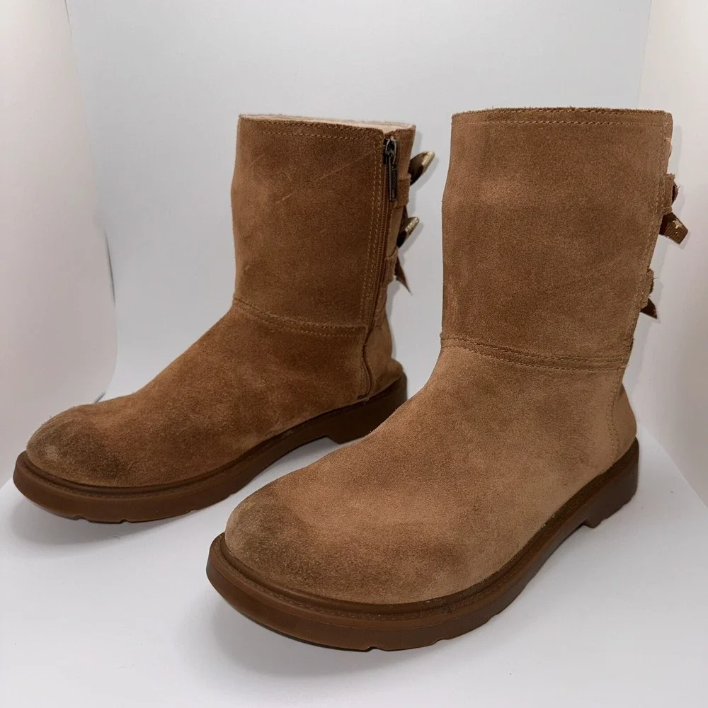 UGG Bailey Bow Boots Kids‎ 5 Tall Chestnut Suede Tillee Star Ribbon Warm Sherpa